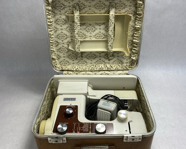 Vintage Janome New Home Model 640 Sewing Machine - Pedal and Manual With Case