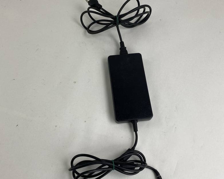 Dell GA240PE1-00 240W Mixed Lot w/ Flextronics GA240PE1-0  240W AC Adapter Lot 2