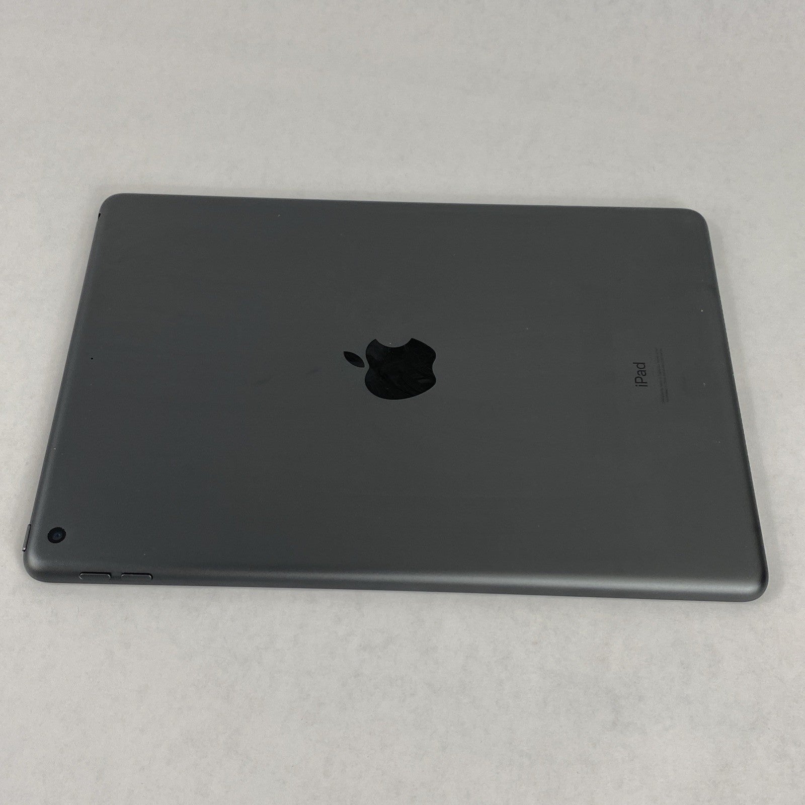 Apple iPad 7th Gen A2197 32GB Retina 10.2" Wi-Fi Space Gray IOS 18.7.914