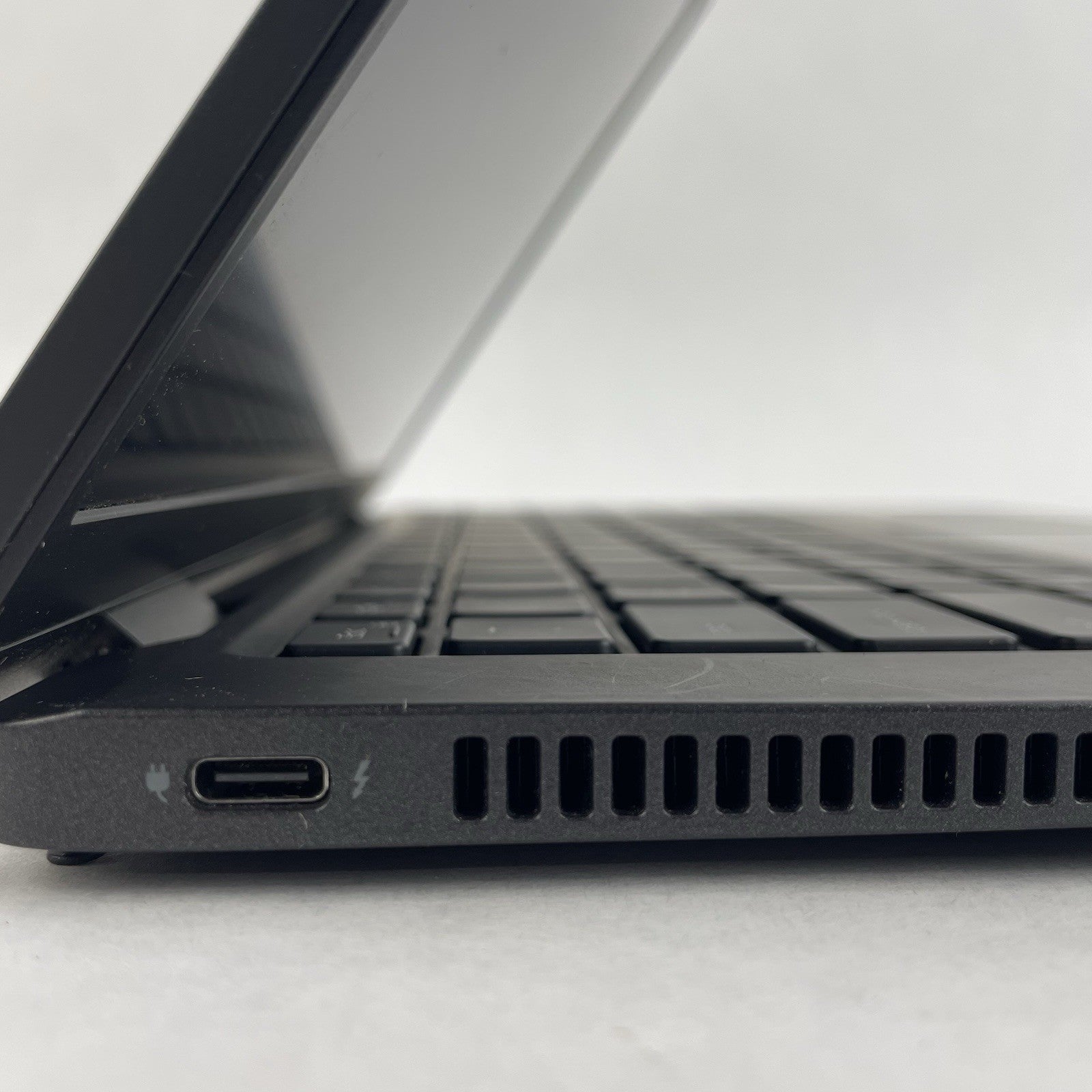 Dell Latitude 7320 13.3" i5-1145G7 2.60 GHz 16 GB RAM No SSD/OS/AC5