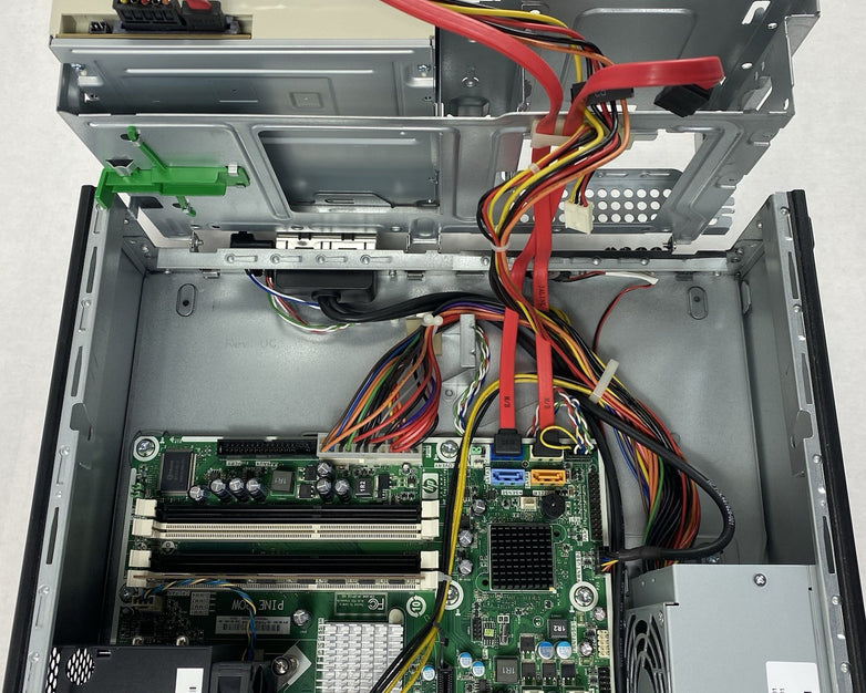 HP Pro 3000 SFF Pentium Dual-Core E6700 3.2GHz 2GB RAM No HDD No OS