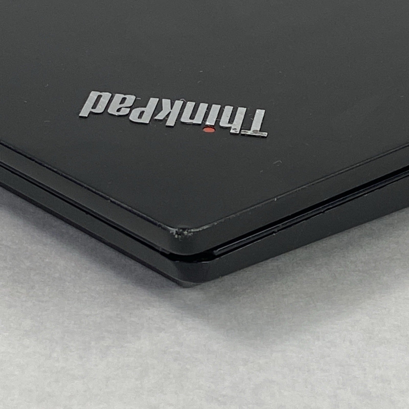 Lenovo ThinkPad E480 Intel Core i5-8250U 1.60 GHz 8 GB RAM 14" No HDD No OS