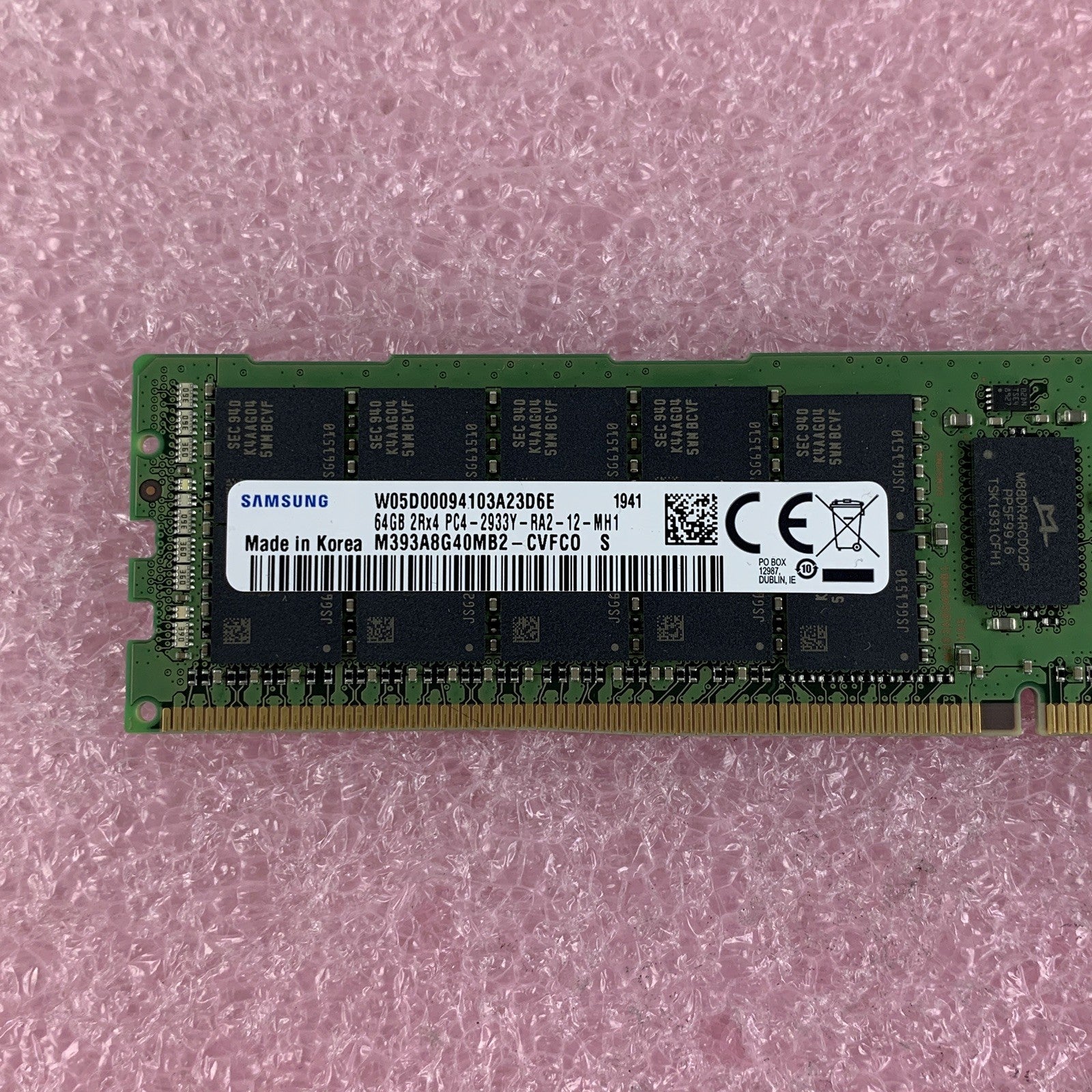 Samsung M393A8G40MB2-CVFC0 64 GB 2Rx4 PC4-2933Y DDR4 19200 Server Ram Memory