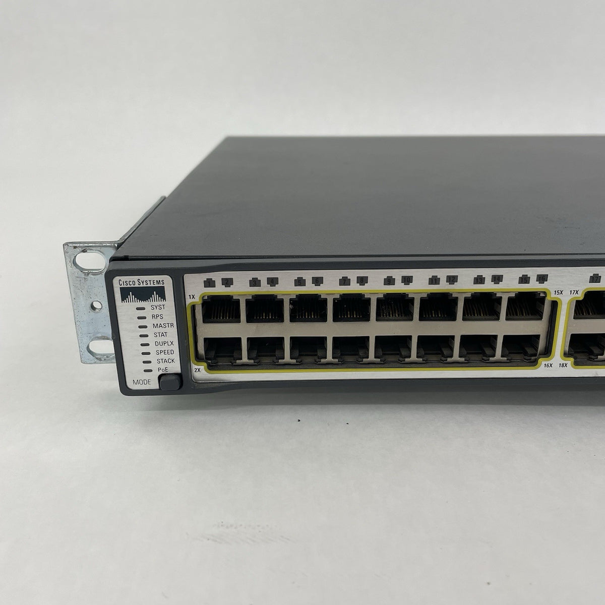 Cisco Catalyst  WS-C3750-48PS-S V05 3750 48 Port Switch - Tested4