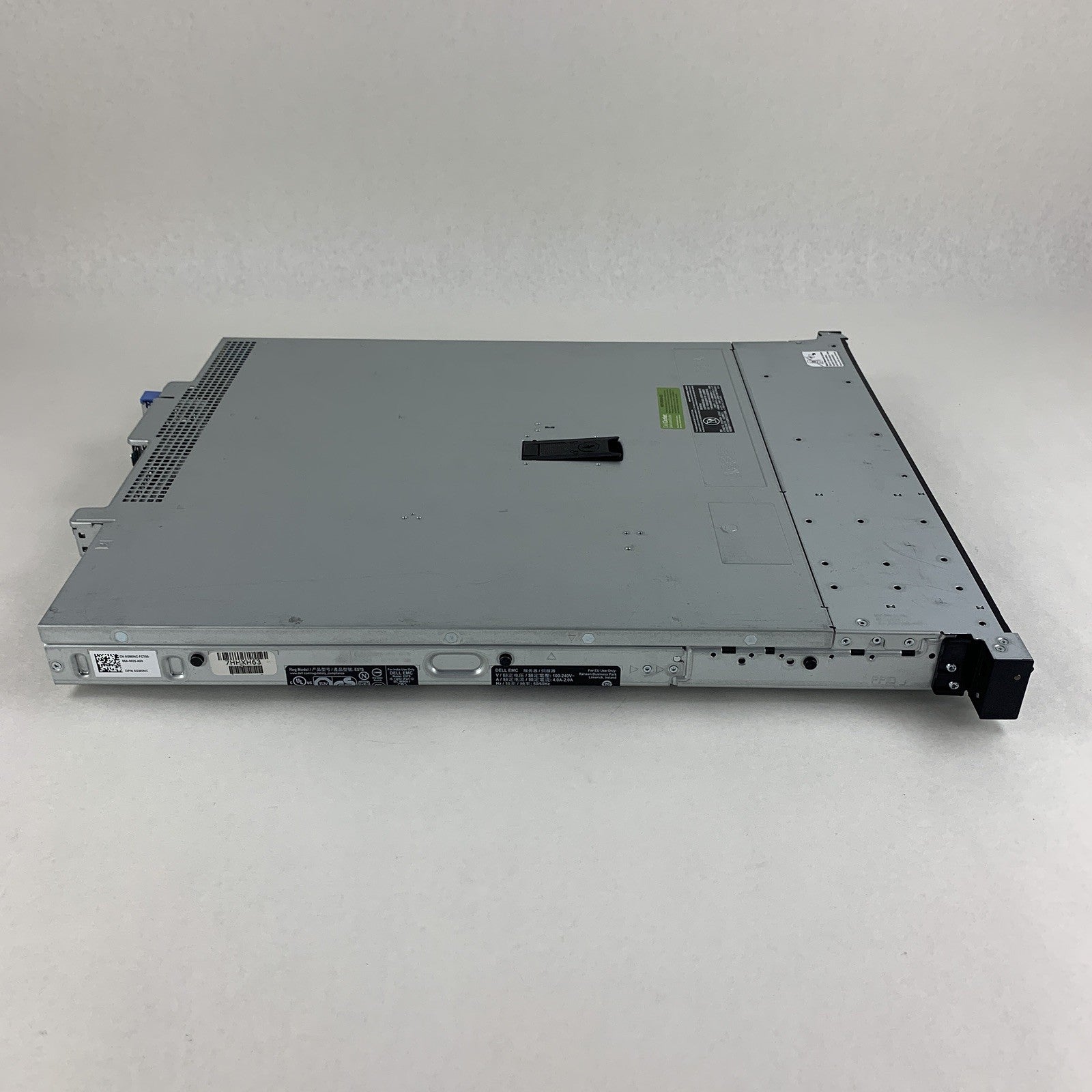 Dell PowerEdge R240 1U Server Xeon E-2246G 3.6 GHz 64 GB DDR4 No OS No HDD Bent