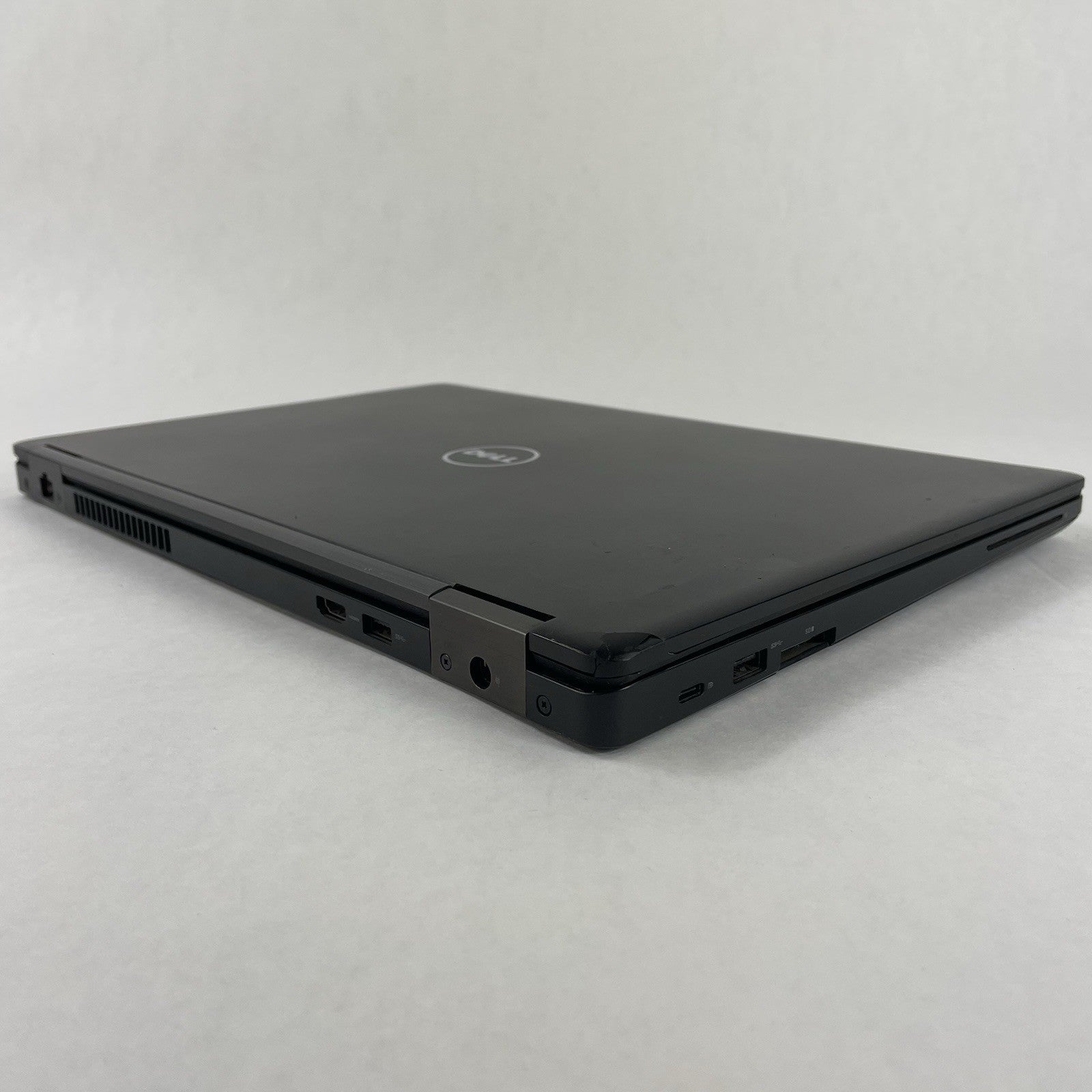 Dell Latitude 5580 15.6" i5-7300U 2.60 GHz 8 GB RAM No SSD/OS/Batt - Bad Corner12
