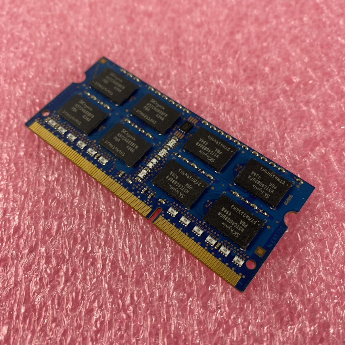 SK 8GB DDR3L PC3L-12800S Laptop Memory Ram Hynix HMT41GS6BFR8A-PB - Lot of 23