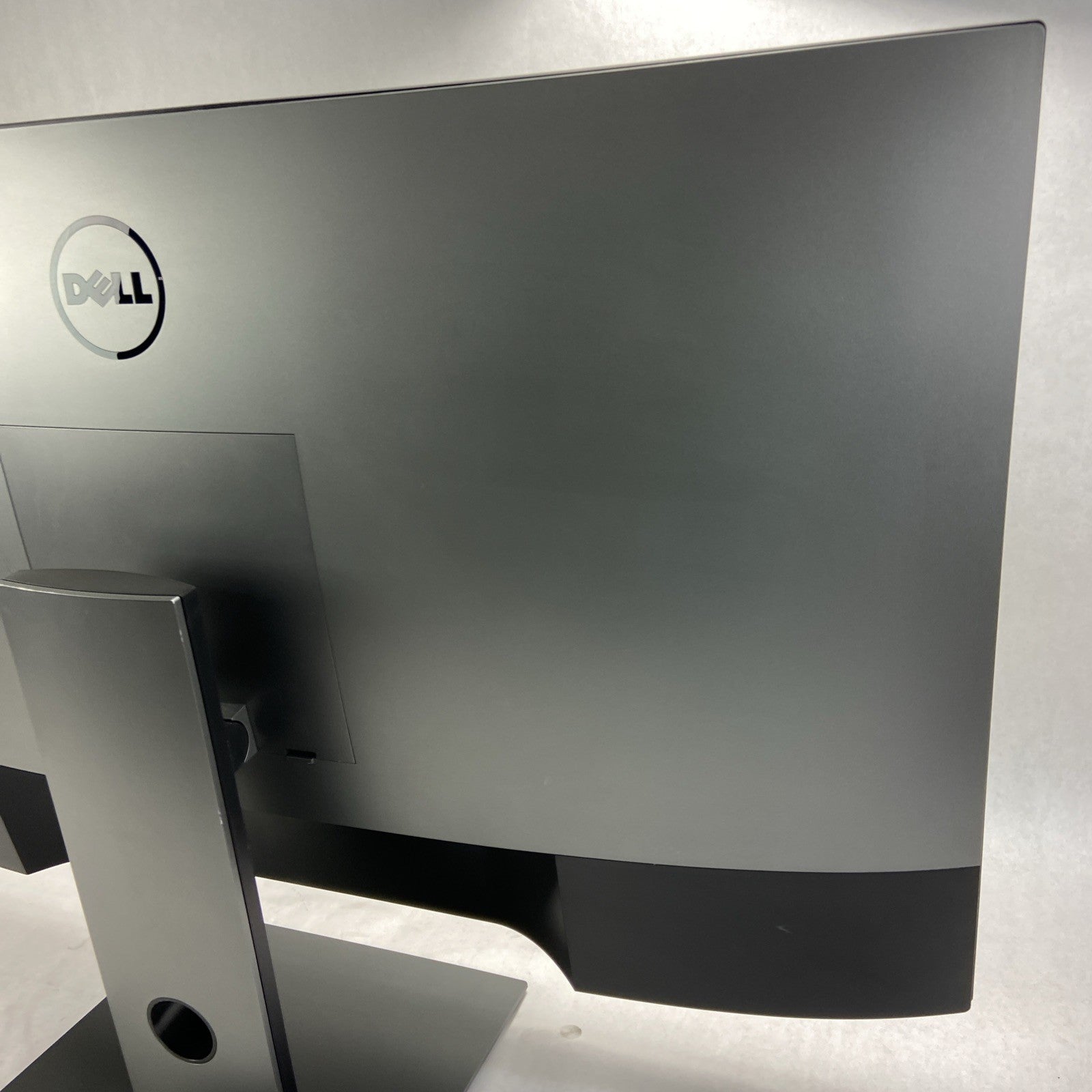 Dell Flat Panel Multi Client Monitor P4317Qc 43" In 4k UHD 3840x2160 With Stand