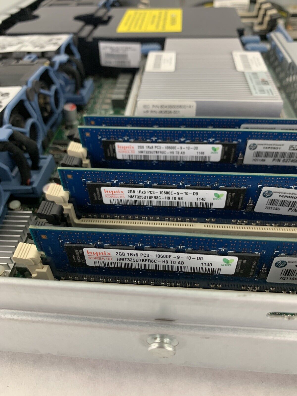 HP Proliant DL360 G6 Intel Xeon E5520 2.27 GHz 8 GB DDR3 RAM NO HDD NO OS