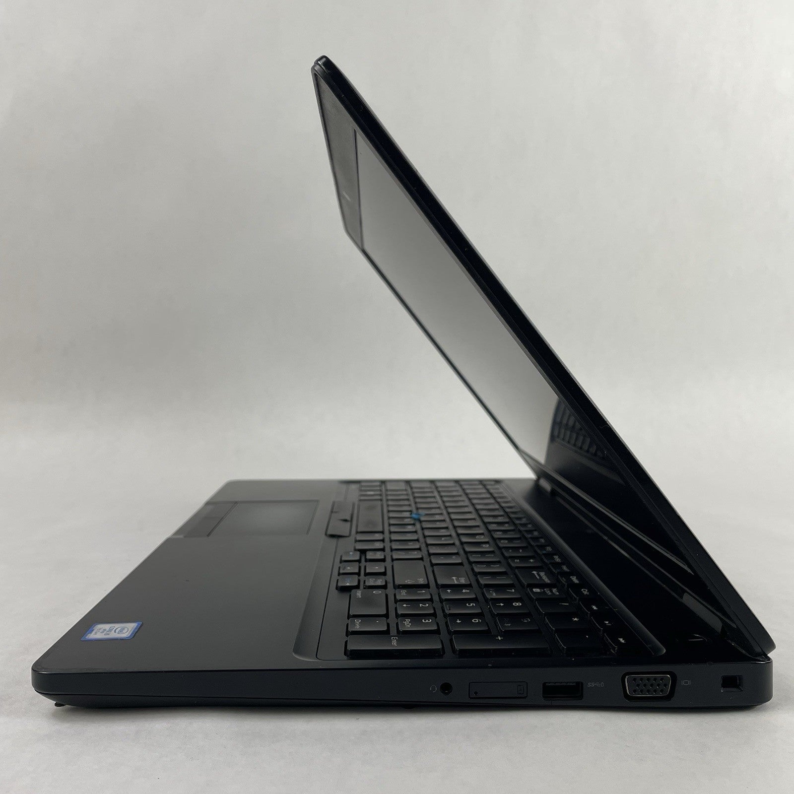 Dell Latitude 5580 15.6" i5-7300U 2.60 GHz 8 GB RAM No SSD/OS/AC8