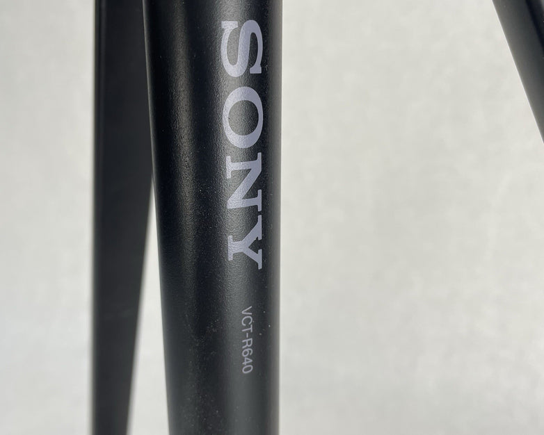Sony VCT-R640 Video Camera Tripod with Arm Lightweight