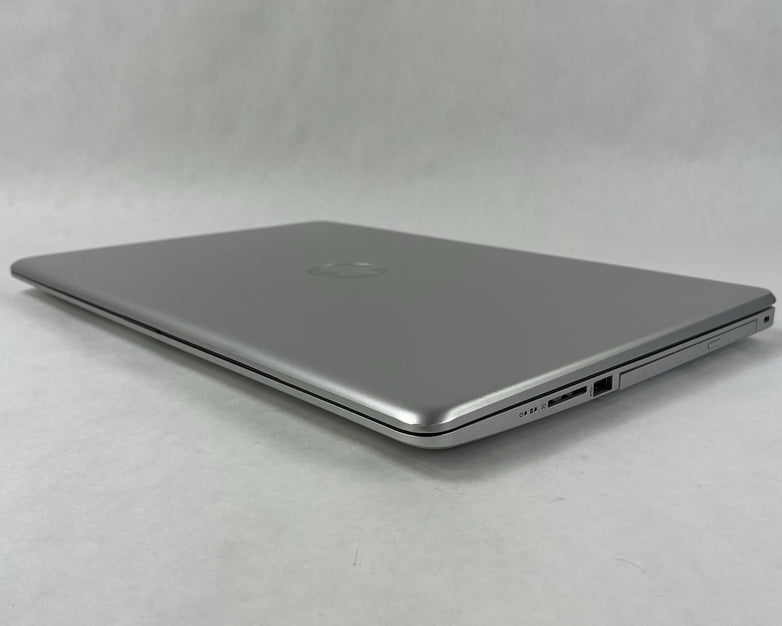 HP 17-bs061st NoteBook 17.3" i3-7100U 2.40 GHz 8 GB RAM No SSD/OS/AC