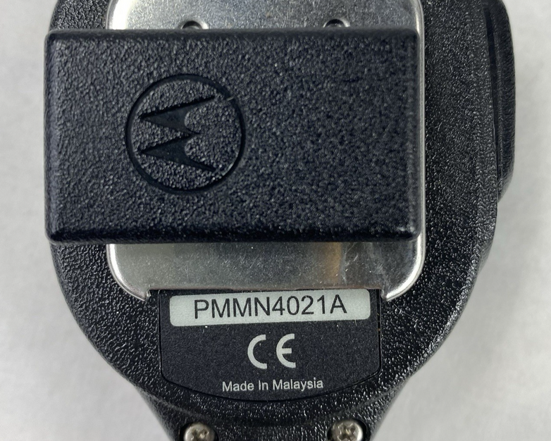 Motorola HT1250 LS + AAH25RDH9DP7AN Two Way Radio with Battery and Mic Untested