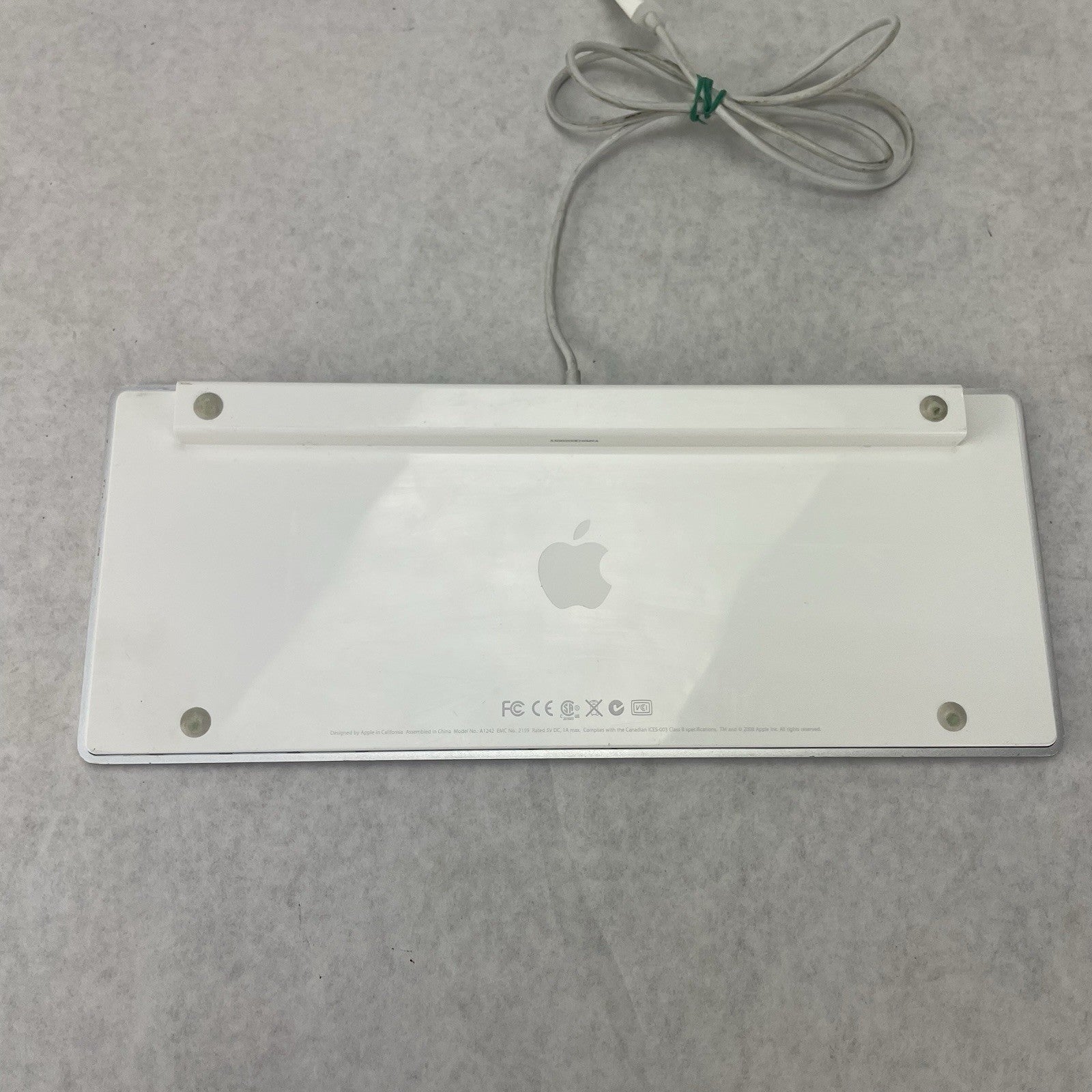 Apple A1242 MB869LL/A Wired Keyboard Tested Missing Key6