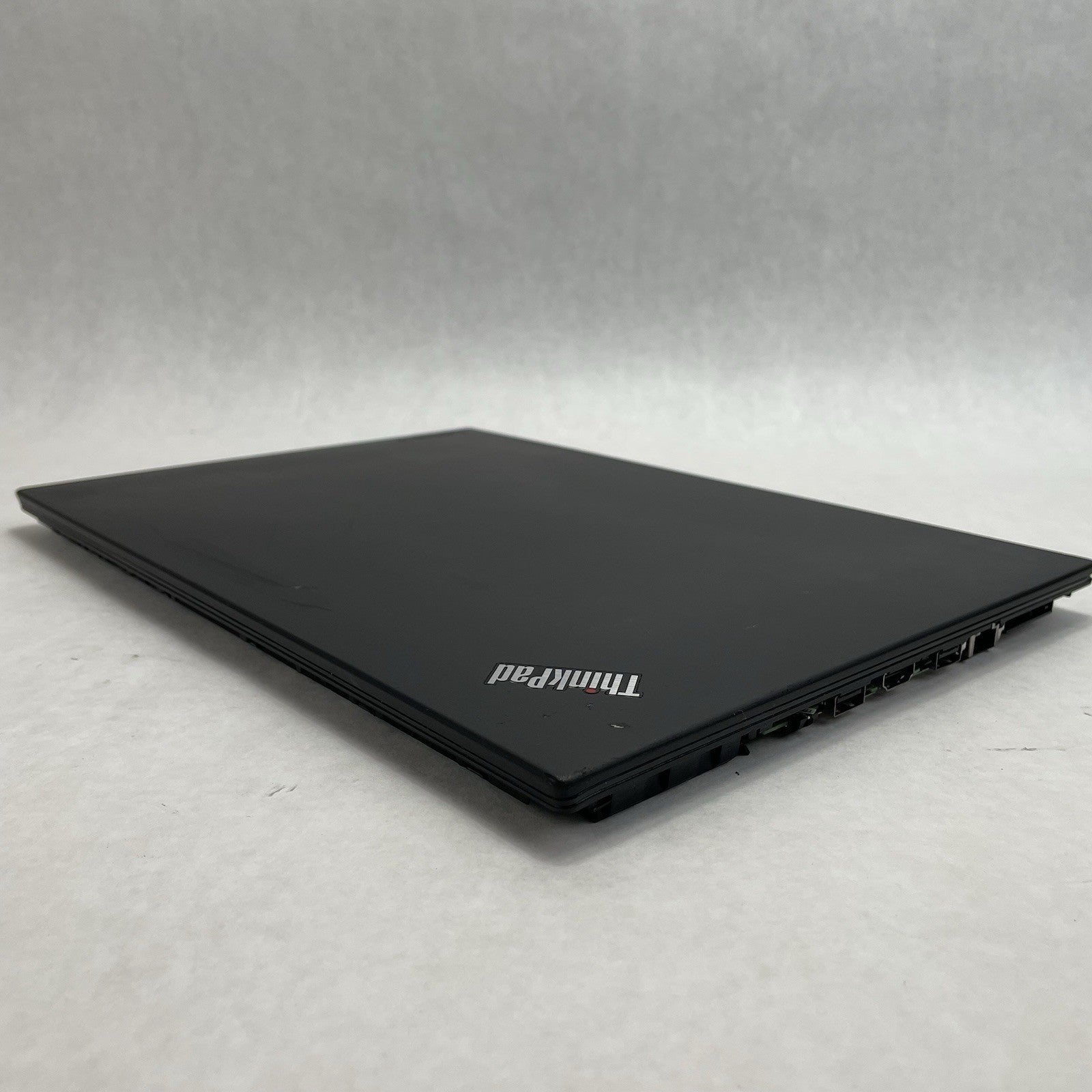 Lenovo ThinkPad T480 14" i5-8350U 1.70 GHz 8 GB RAM No SSD/OS/AC/Batt- No Bottom11
