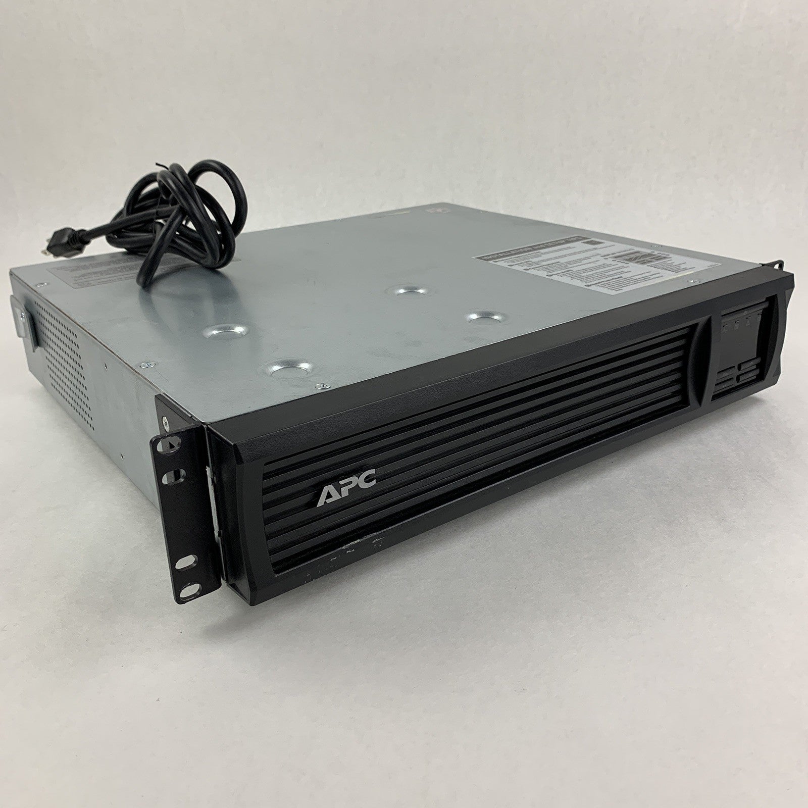 APC SMT750RM2U Line Interactive Rackmount Smart-UPS  No Battery Tested