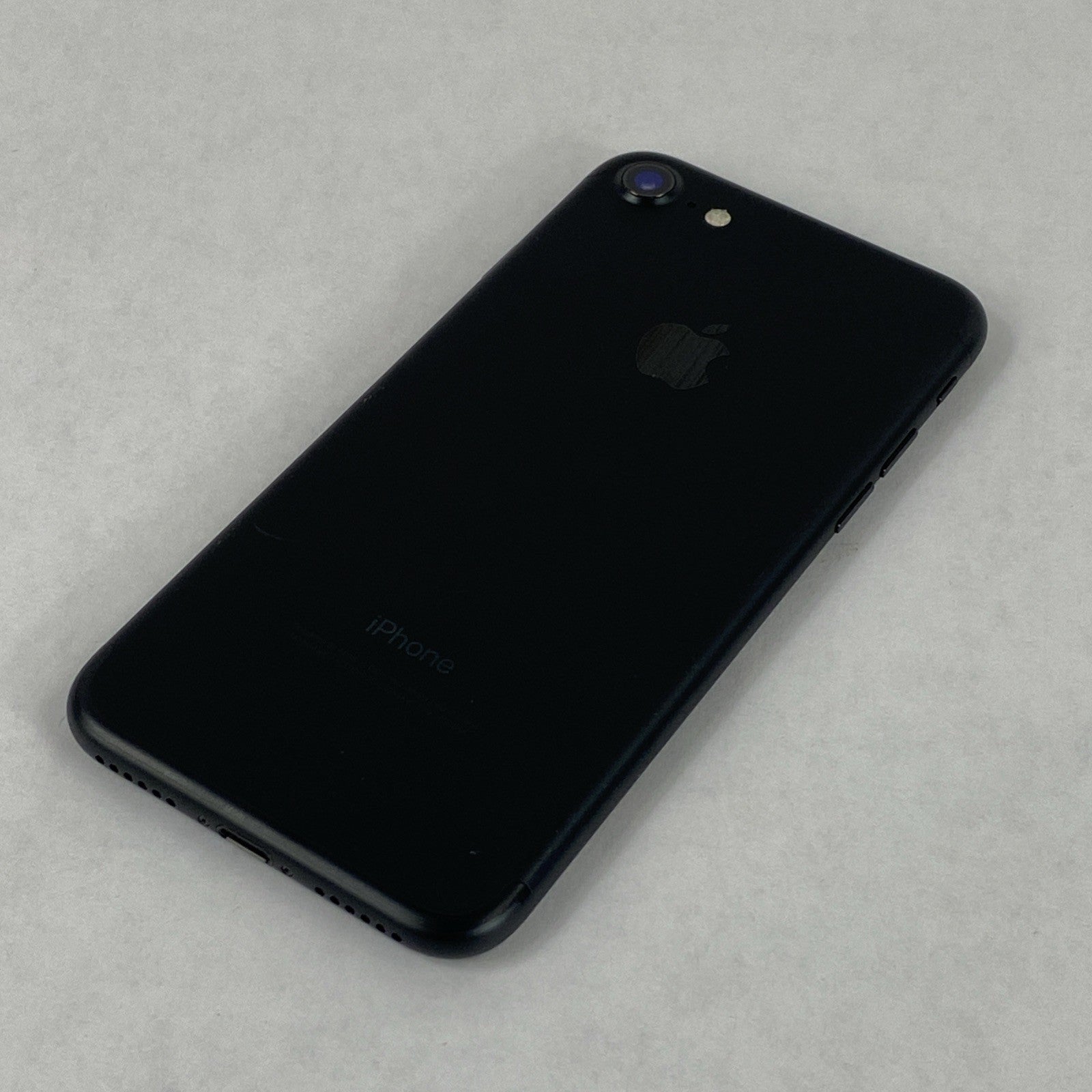 Apple iPhone 7 A1660 32GB Unlocked 4.7" Black IOS 15.8.512
