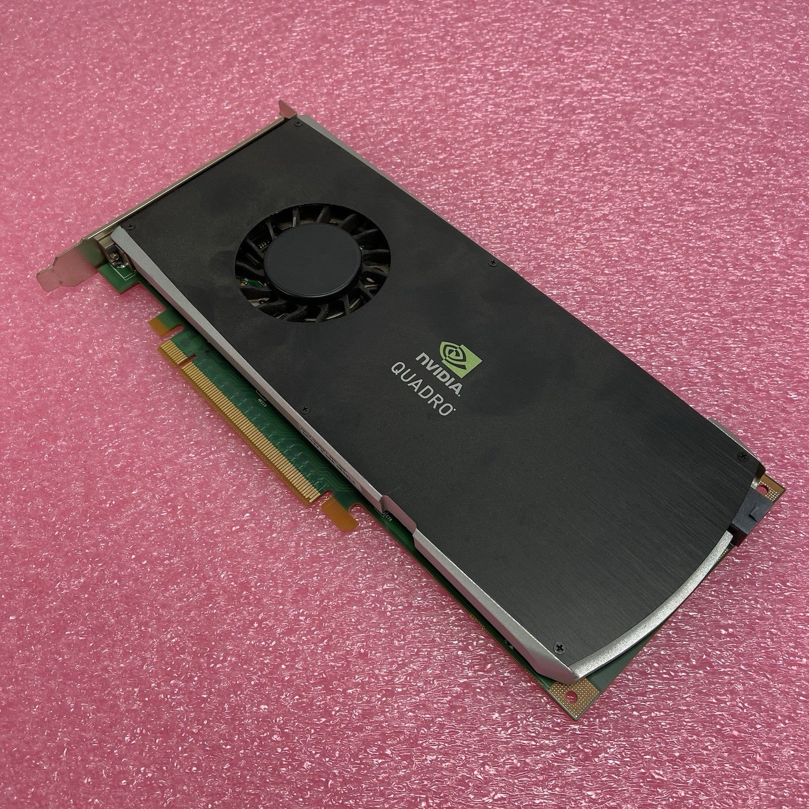 Nvidia Quadro FX 3800 PCIe x16 Graphics Card0