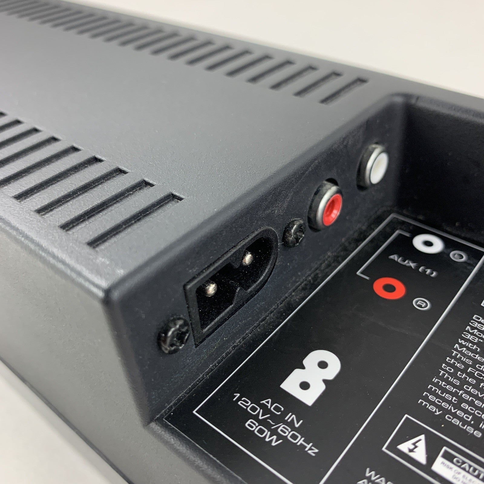 Vizio S3820w-C0 38" 2.0-Channel Bluetooth Soundbar Black w/ Remote Tested