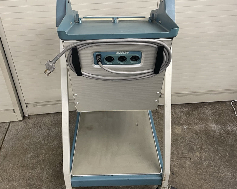 Tektronix Scope Mobile Cart Type 202-2 Model C F/ 500 Series Scopes