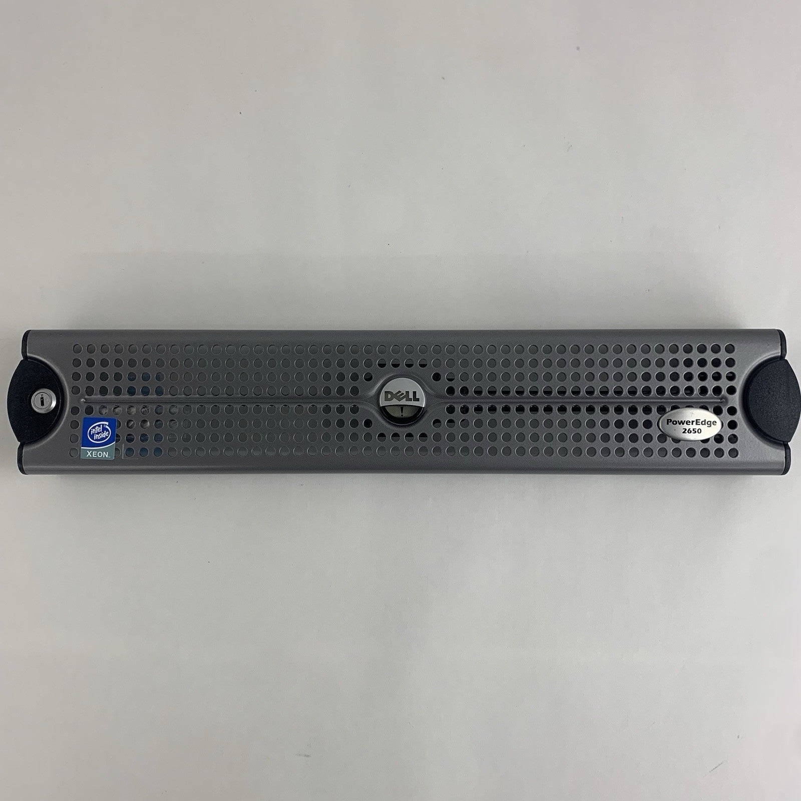 Dell P/N 6G401 0H005 Poweredge 2650 Lockable Front Cover Faceplate Bezel w/ Key1