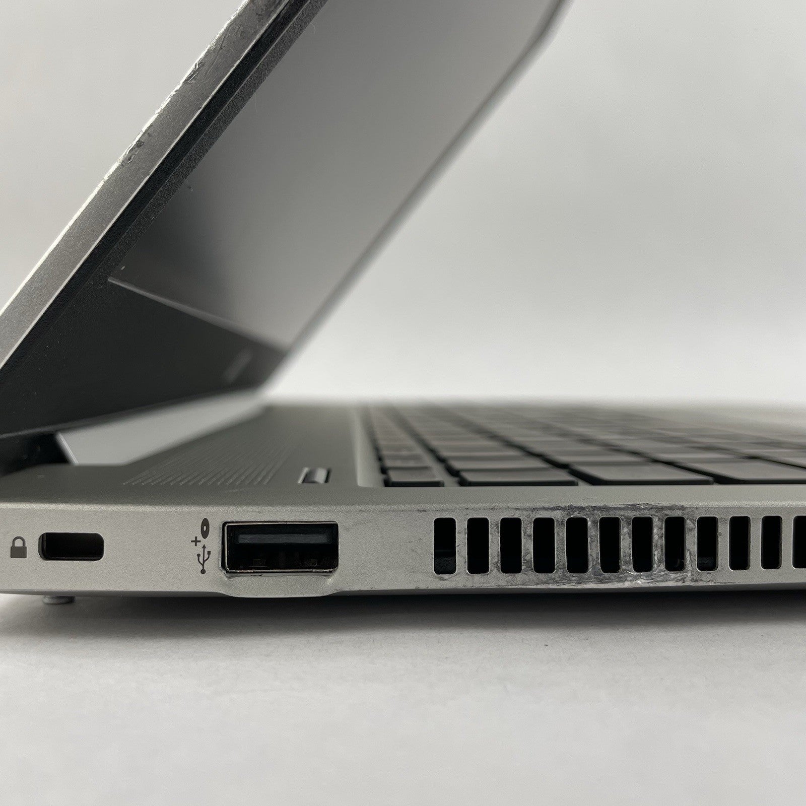 HP ProBook 455 G7 15.6" Ryzen 5 4500U 2.375 GHz 8 GB RAM No SSD/OS/AC - No WIFI5