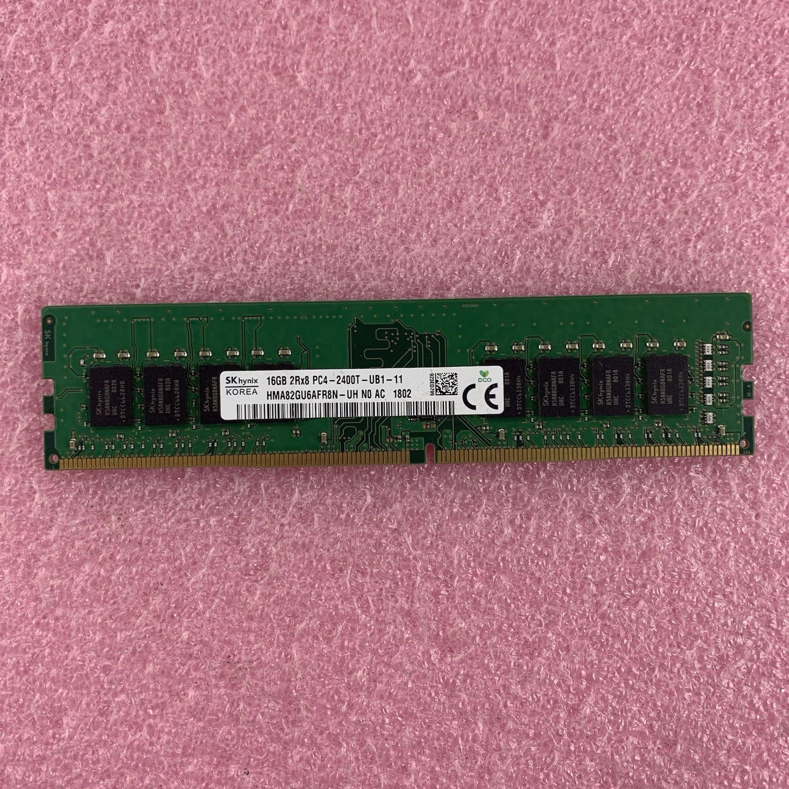 SK Hynix HMA82GU6AFR8N-UH 16 GB 2Rx8 DDR4 2400MHz Desktop Memory Ram1