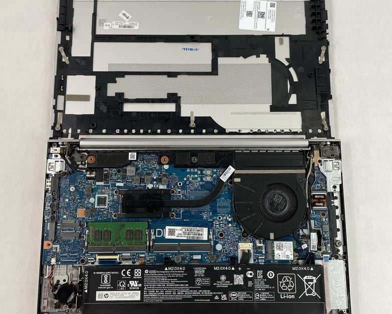 HP EliteBook 850 G8 15.6" i5-1145G7 2.60 GHz 8 GB RAM No SSD/OS/AC- Bad USB Slot