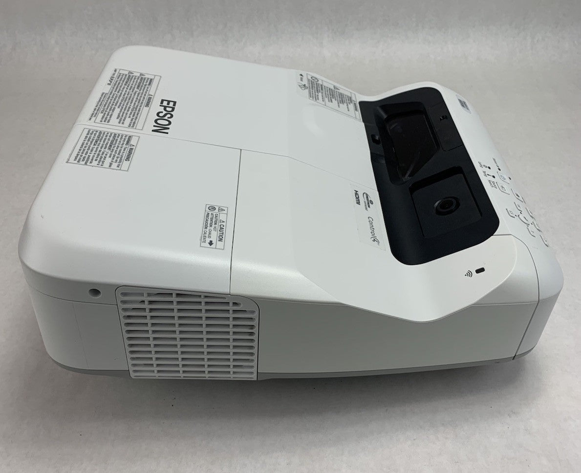Epson PowerLite 695Wi H740A LCD Lamp Projector 1378 Lamp Hours - No Remote2