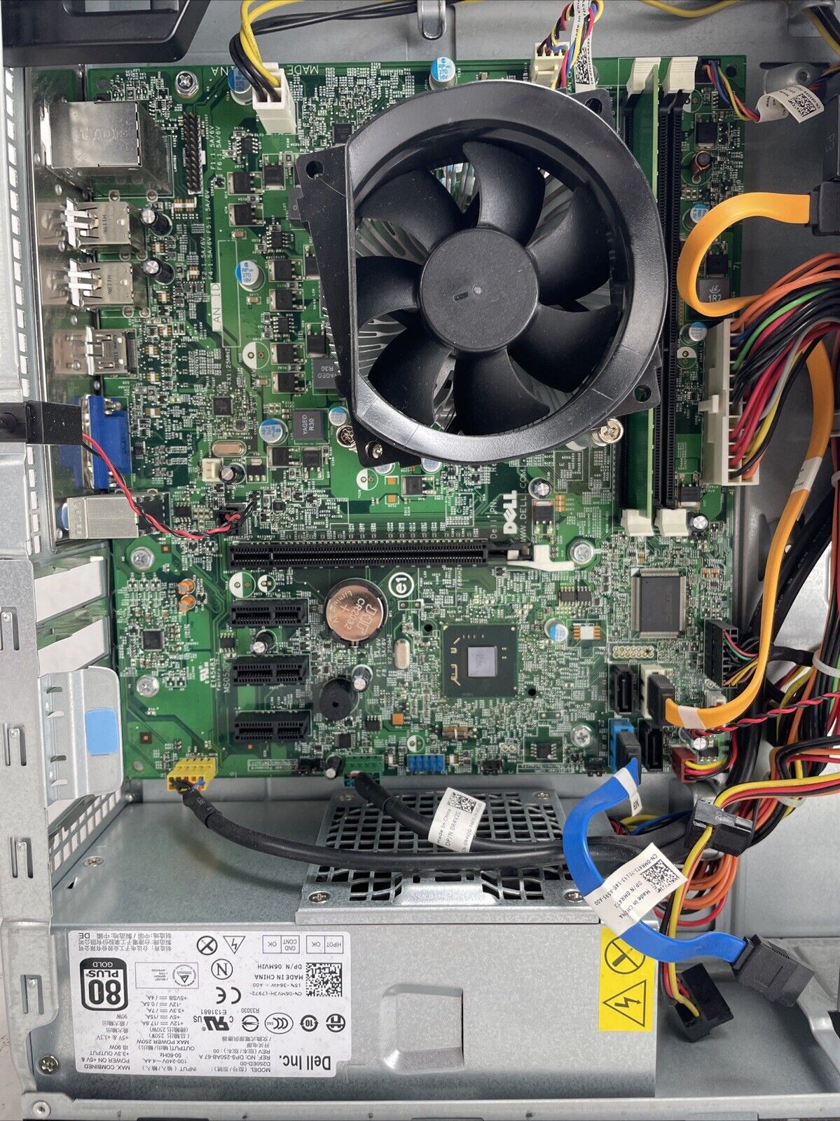 Dell Optiplex 390 DT Intel Core i5-2400 3.1GHz 2GB RAM No HDD No OS