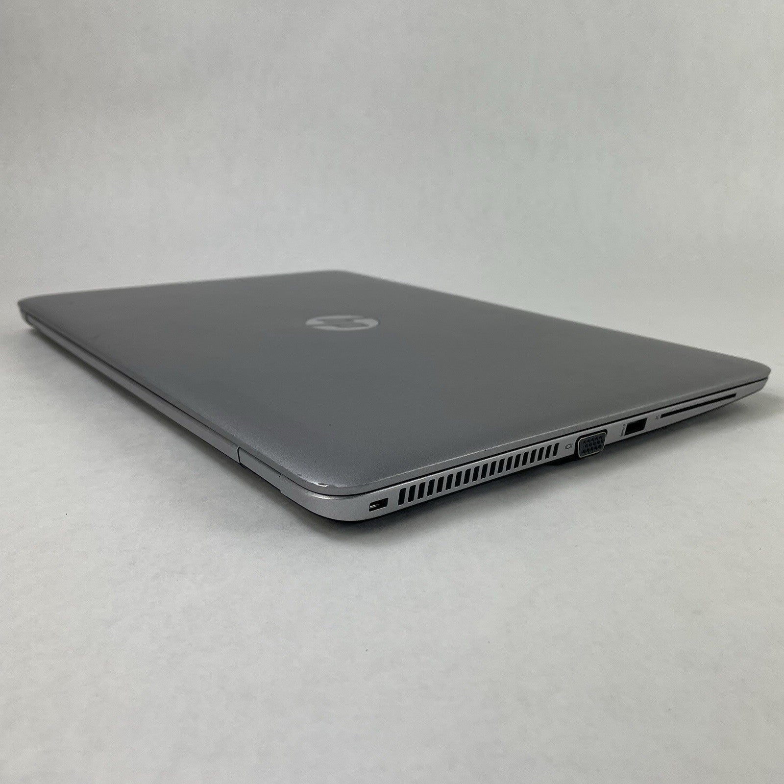 HP EliteBook 840 G4 15.6" i7-7600U 2.80 GHz 8 GB RAM No SSD/OS/AC9