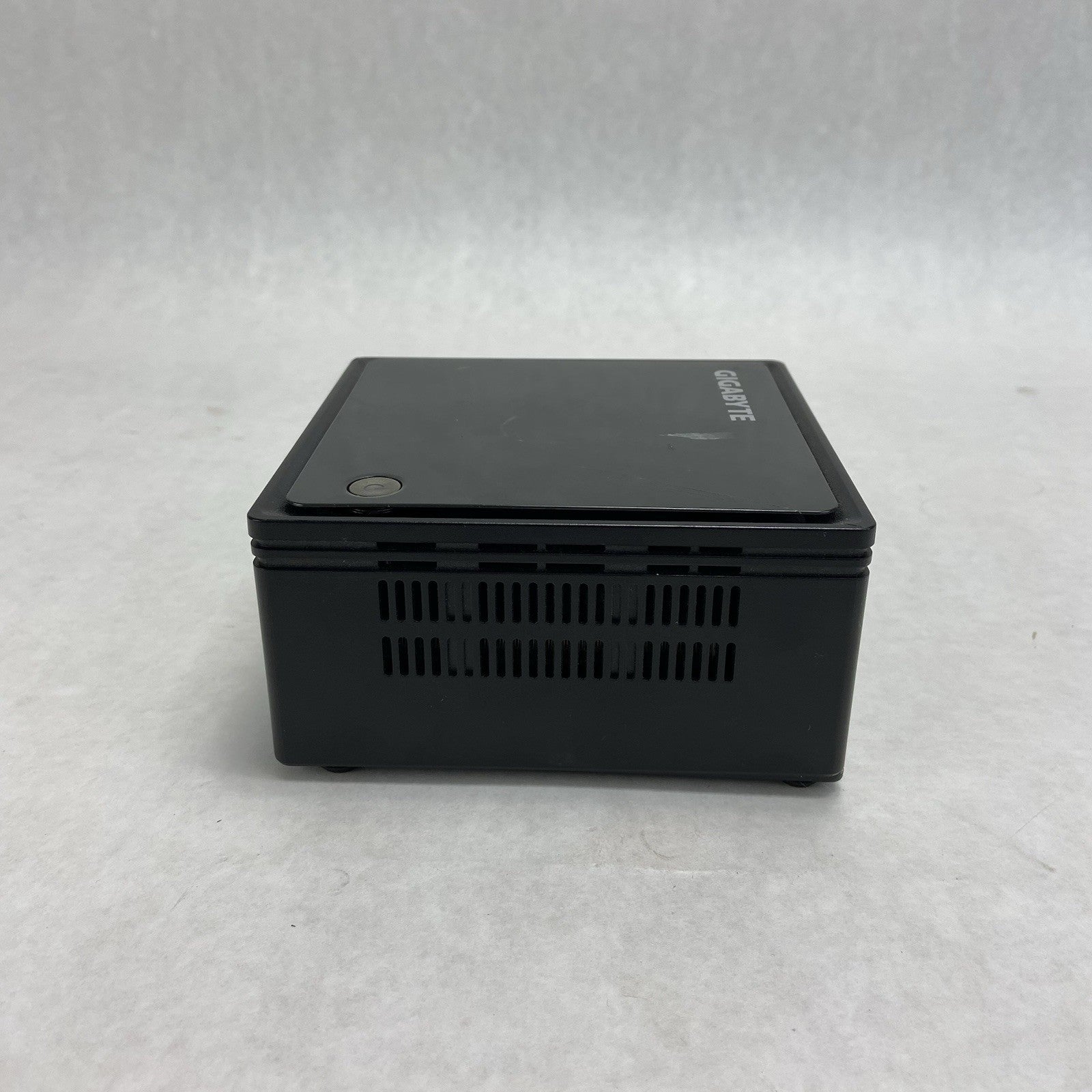 Gigabyte GB-BXBT-1900 Micro Intel Celeron J1900 1.99GHz 8GB RAM No HDD\OS\AC2