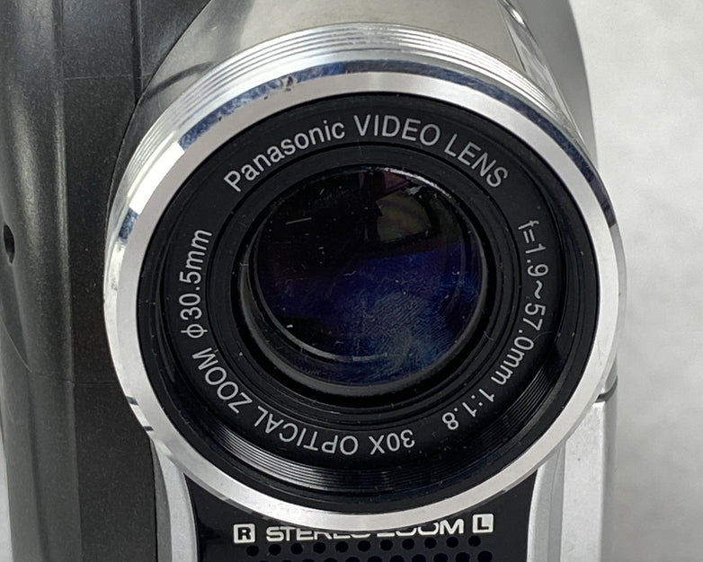 Panasonic VDR-D100 8cm Mini DVD Digital Camcorder - Parts or Repair