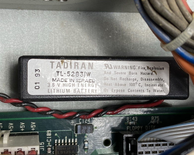 Tandy 425 SX DT Intel 80486SX + 487SX 25MHz 8MB RAM No HDD No OS Bad Batt Tested