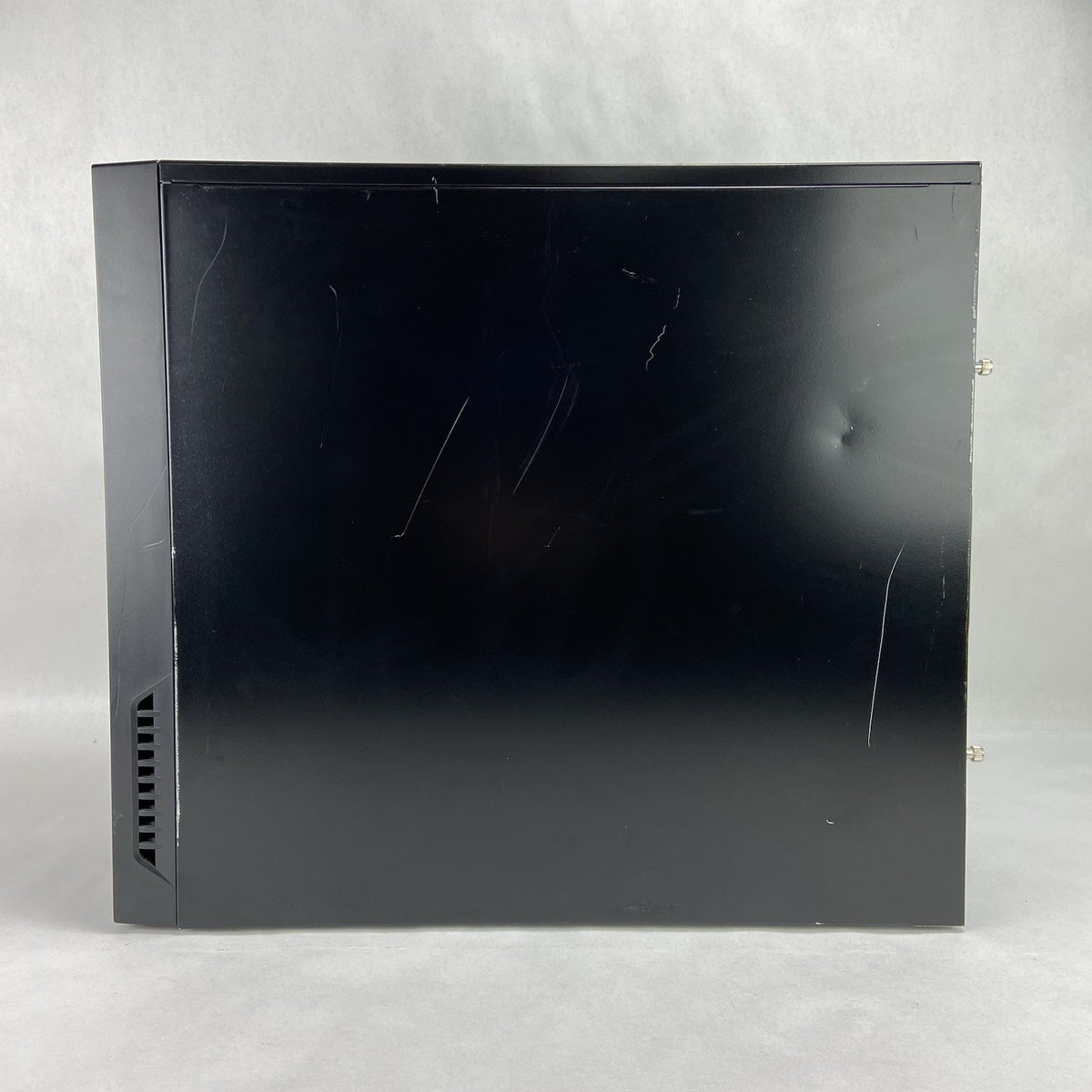 Ultra X-Blaster Mid Tower Gaming Case Bare Bones No PSU3