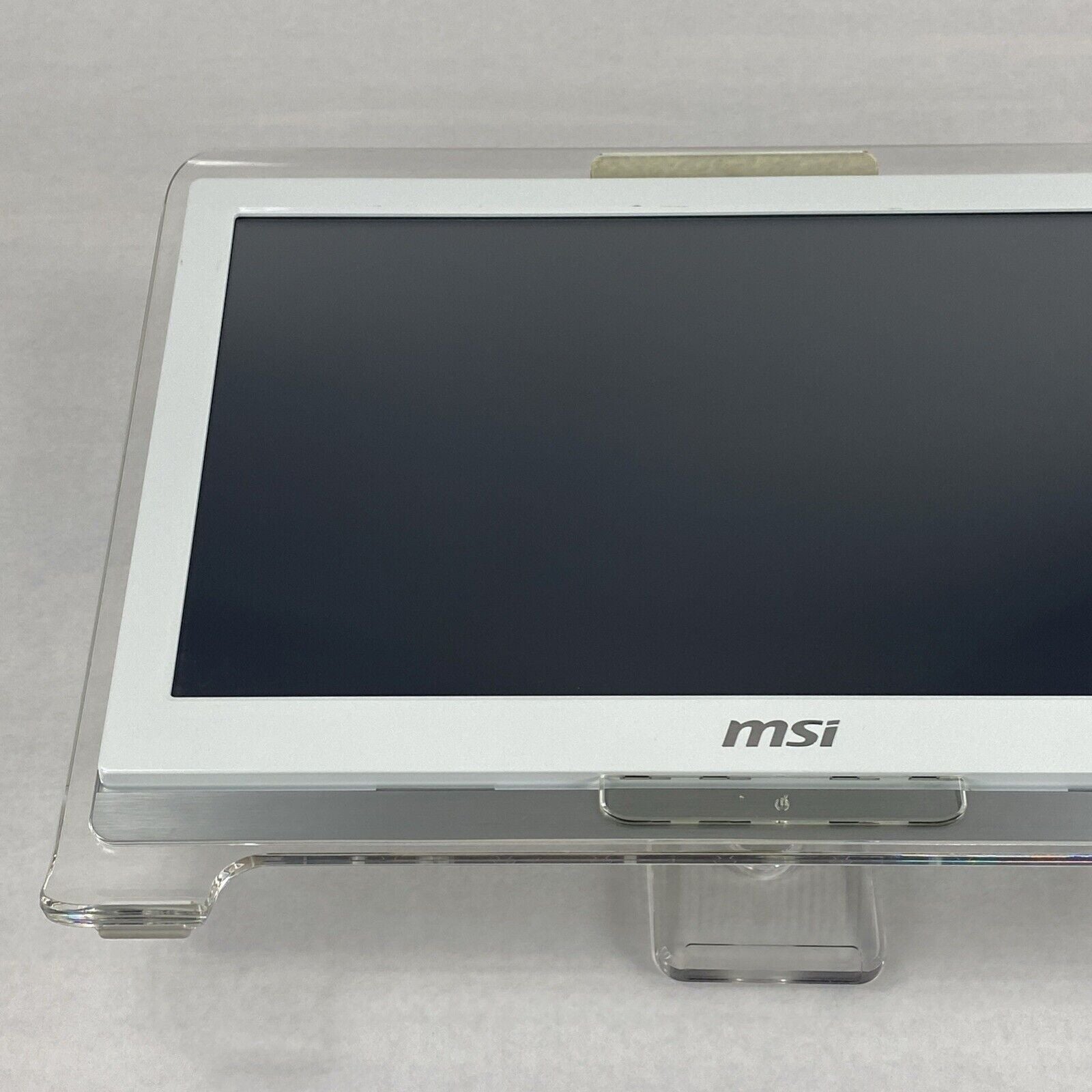 MSI AIO MS-6638 Intel Atom 330 1.60GHz 2GB RAM No HDD No OS