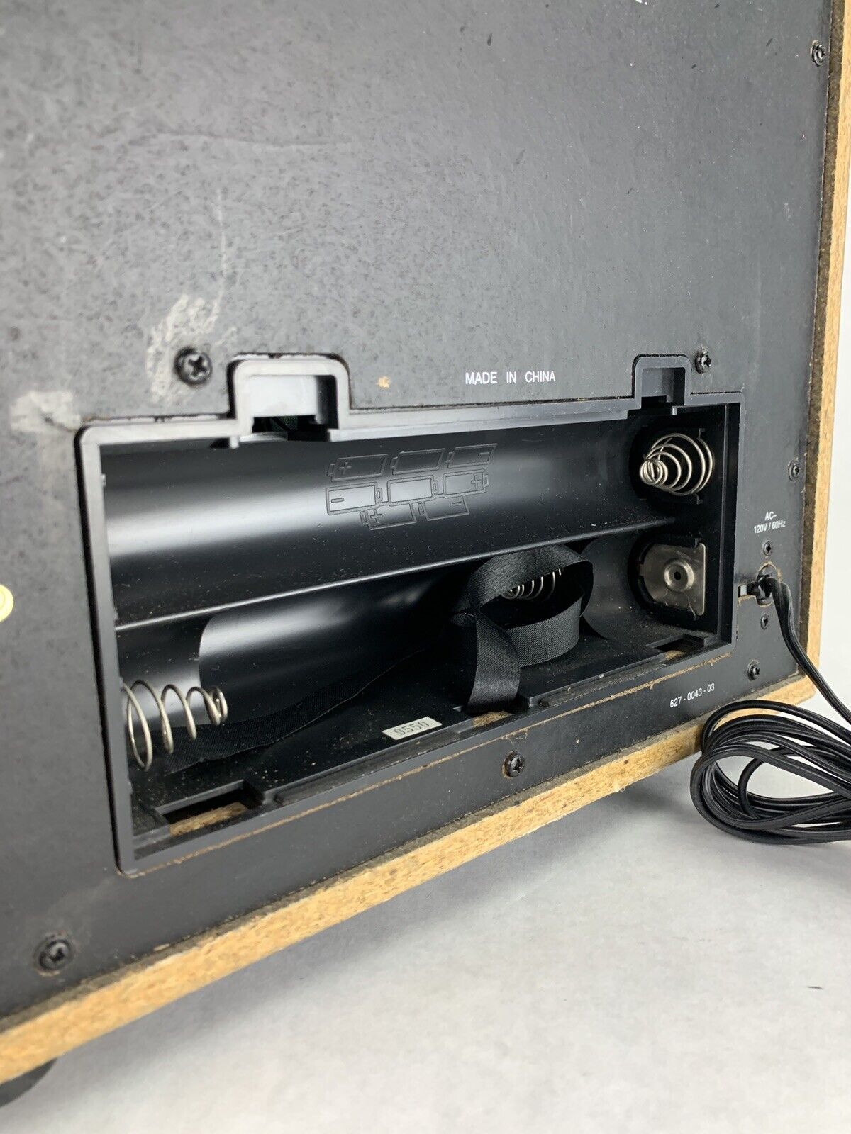 The Singing Machine SMW-43 Karaoke System For Parts and Repair Bad Tape and Mic