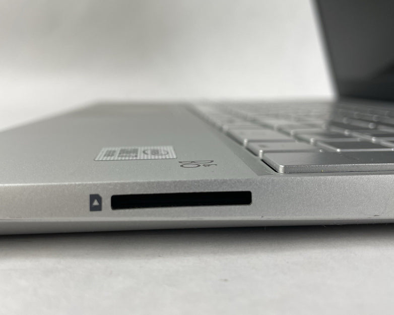 HP 15-cs3067st 15.6" i7-1065G7 1.30 GHz 8 GB RAM No SSD/OS/AC/Batt - READ