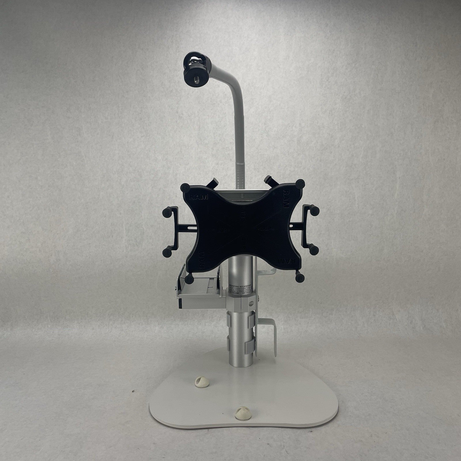 Steris Verifeye VEYE101-102 Flat Panel Pedestal Mount1