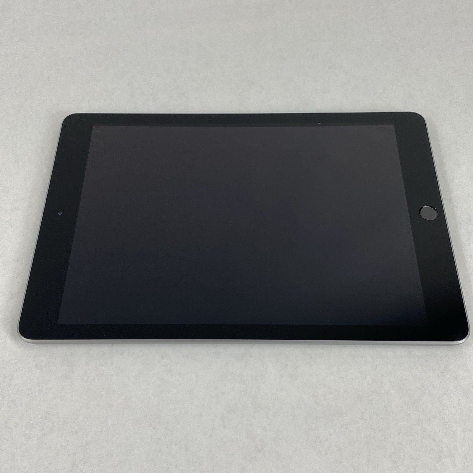 Apple iPad 6th Gen A1893 128GB 9.7" Wi-Fi Space Gray IOS 17.7.10 Read8