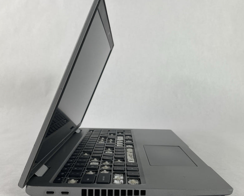 Dell Latitude 5520 15.6" i5-1135G7 2.40GHz 8GB RAM No SSD/OS/Batt - Missing Keys