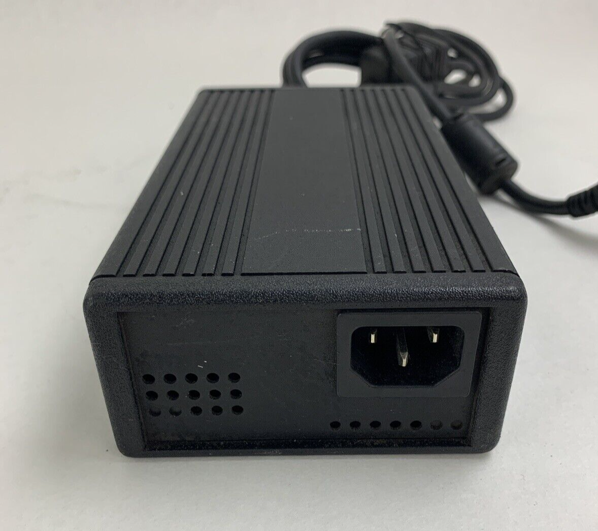 Symbol SYM04-1 AC/DC Power Supply Adapter 12V 9A OEM Tested