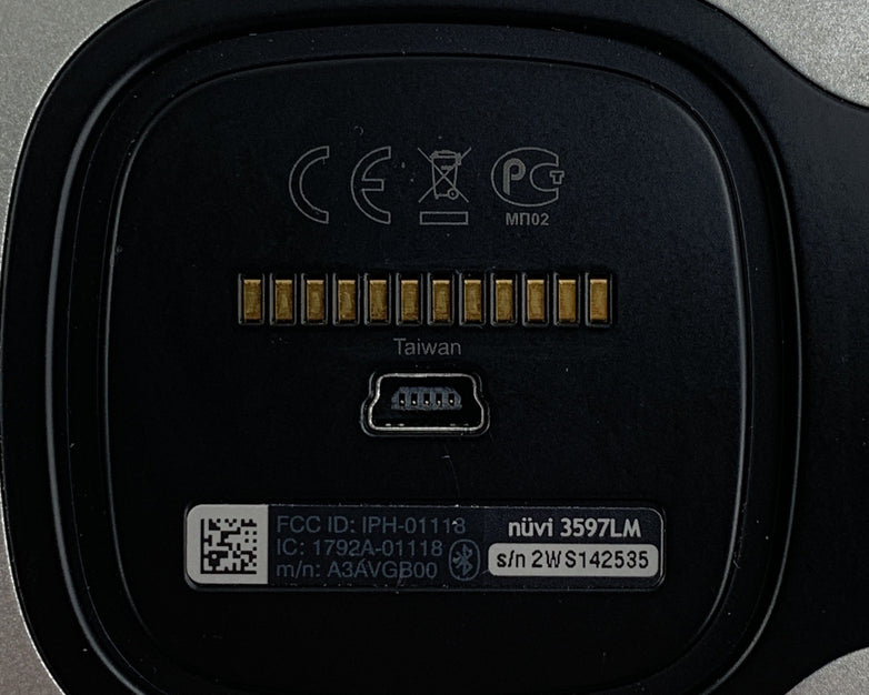 Garmin Nuvi AVAVGB00 Touchscreen Bluetooth 5" Tested Reset W/ Car Power Cable