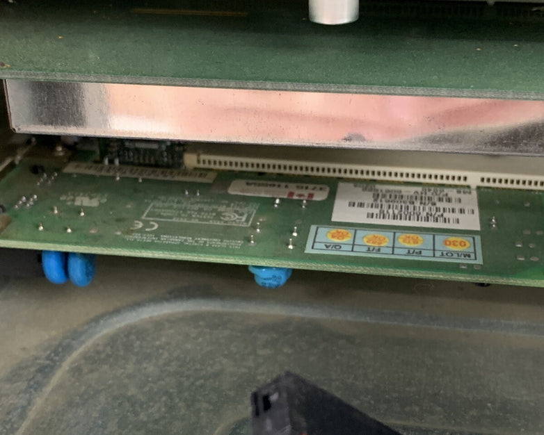 Gateway E-3600 MT Intel Pentium 4 1.6 GHz 680 MB RAM No HDD No OS