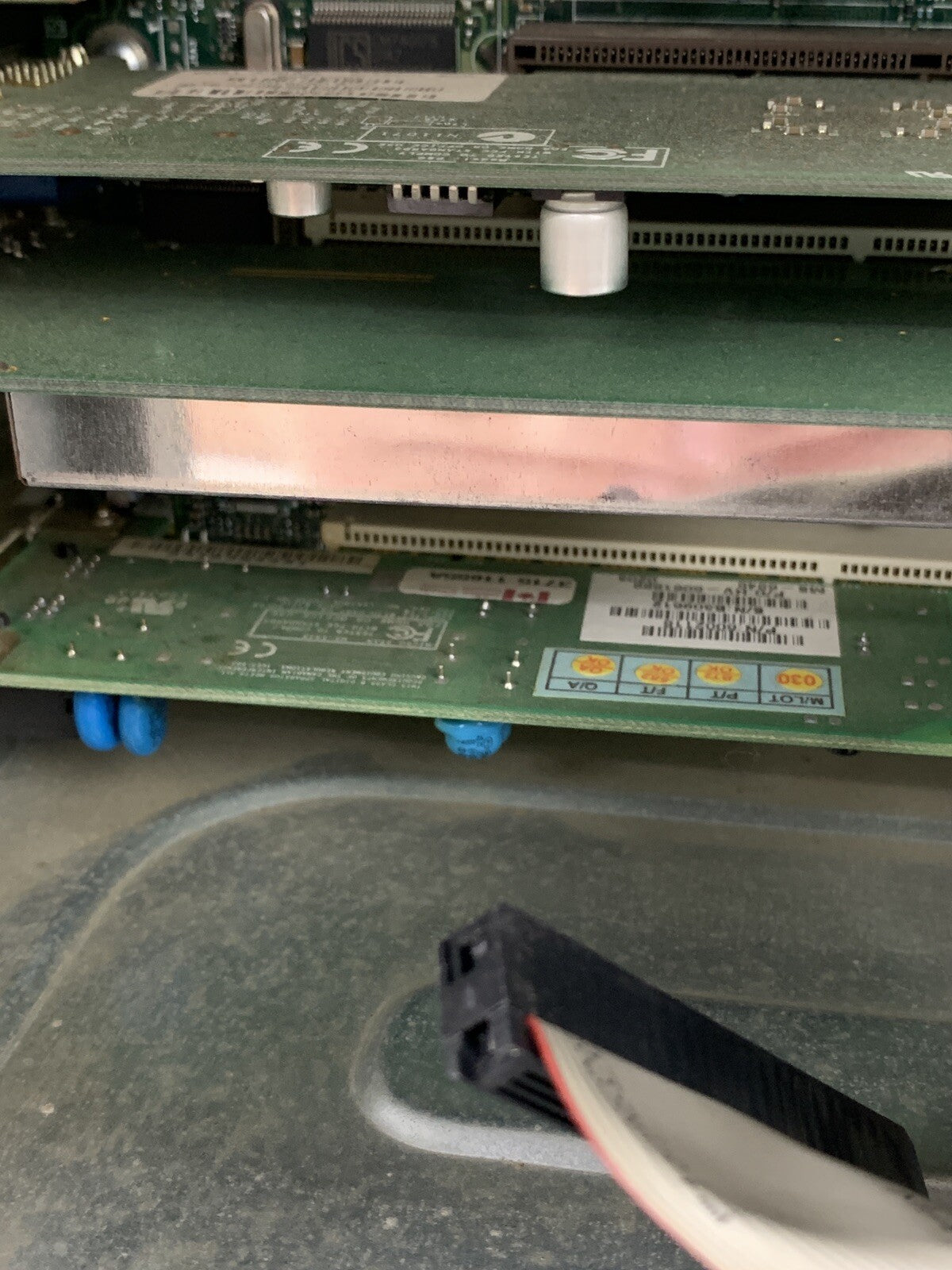 Gateway E-3600 MT Intel Pentium 4 1.6 GHz 680 MB RAM No HDD No OS