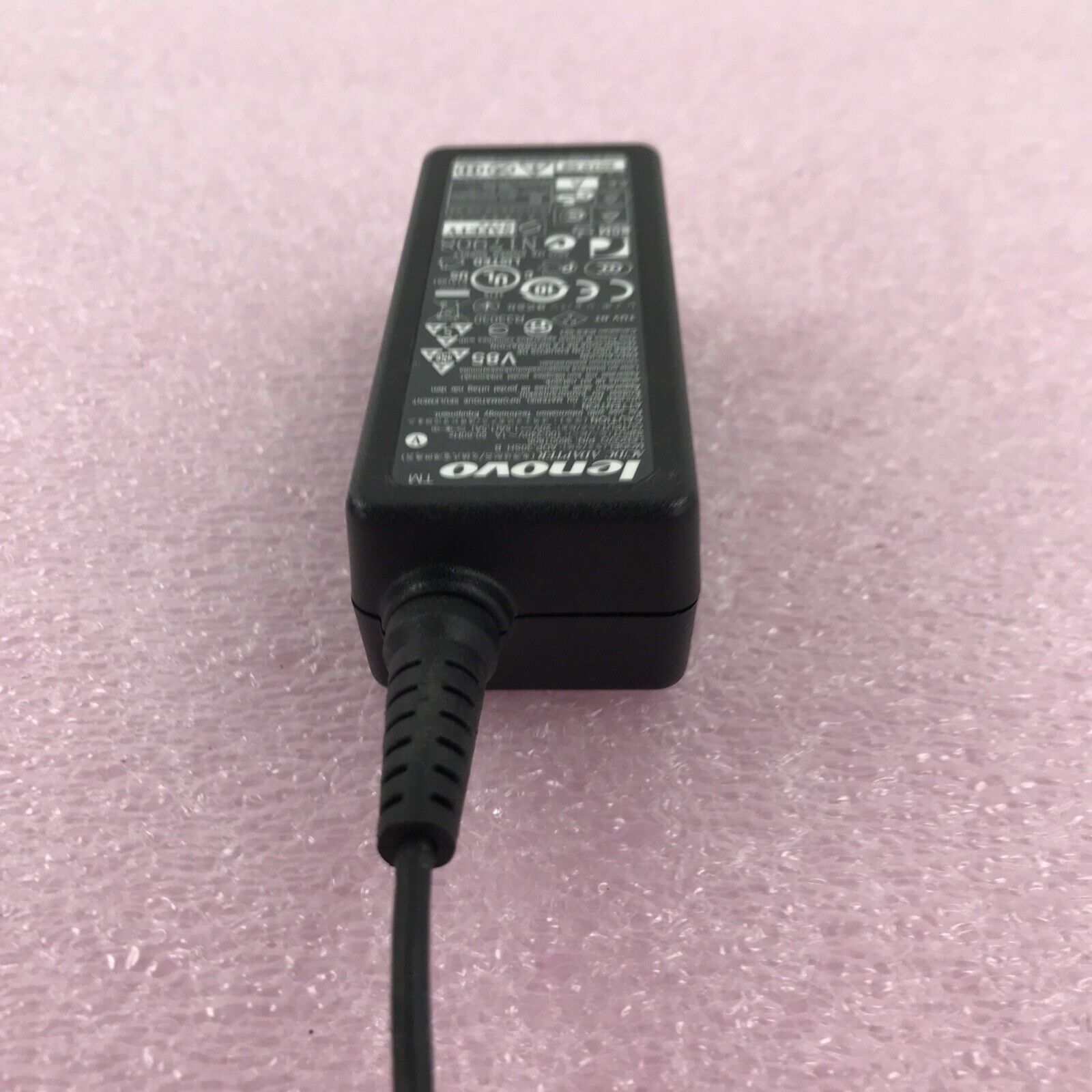 Lenovo ADP-30SH B Laptop AC Adapter 20V 1.5A 36001806 (Lot of 2)