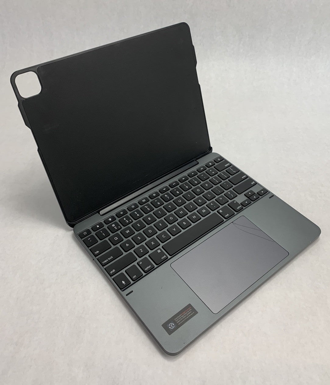 BRYDGE BRY603 11" iPad Pro Keyboard Case - Cracked Trackpad0