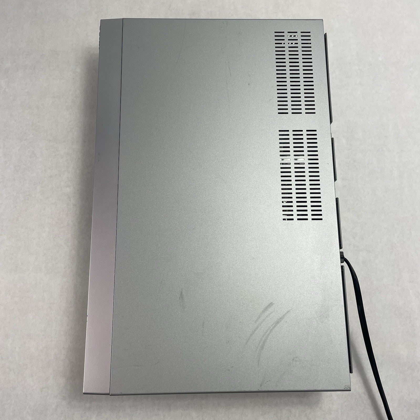 Sony DVD/VCR VHS Combo Player SLV-D560P  Tested/Working No Remote10