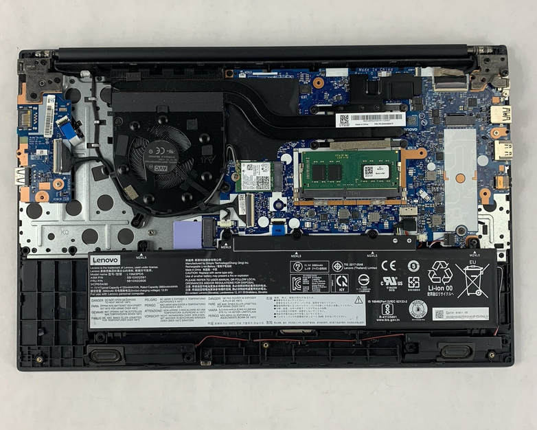 Lenovo ThinkPad E15 Gen 2 15.6" i5-1135G7 2.40 GHz 16 GB RAM No OS/SSD/AC
