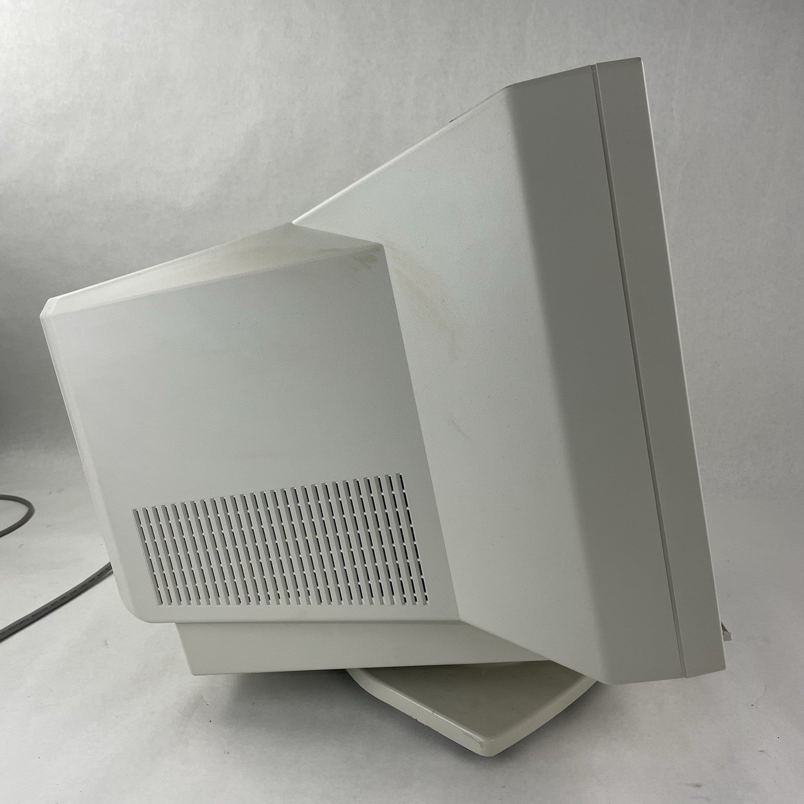 Power Computing GDM-20f03 1997  19" CRT Computer Monitor 1280x10245
